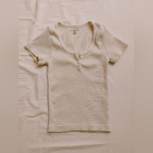 Brandy Melville ribbed baby tee with buttons